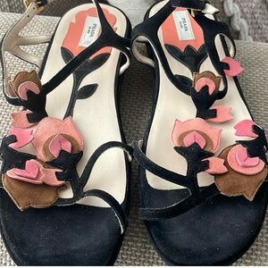 Vintage Prada Women's Black and Pink Floral Sandals